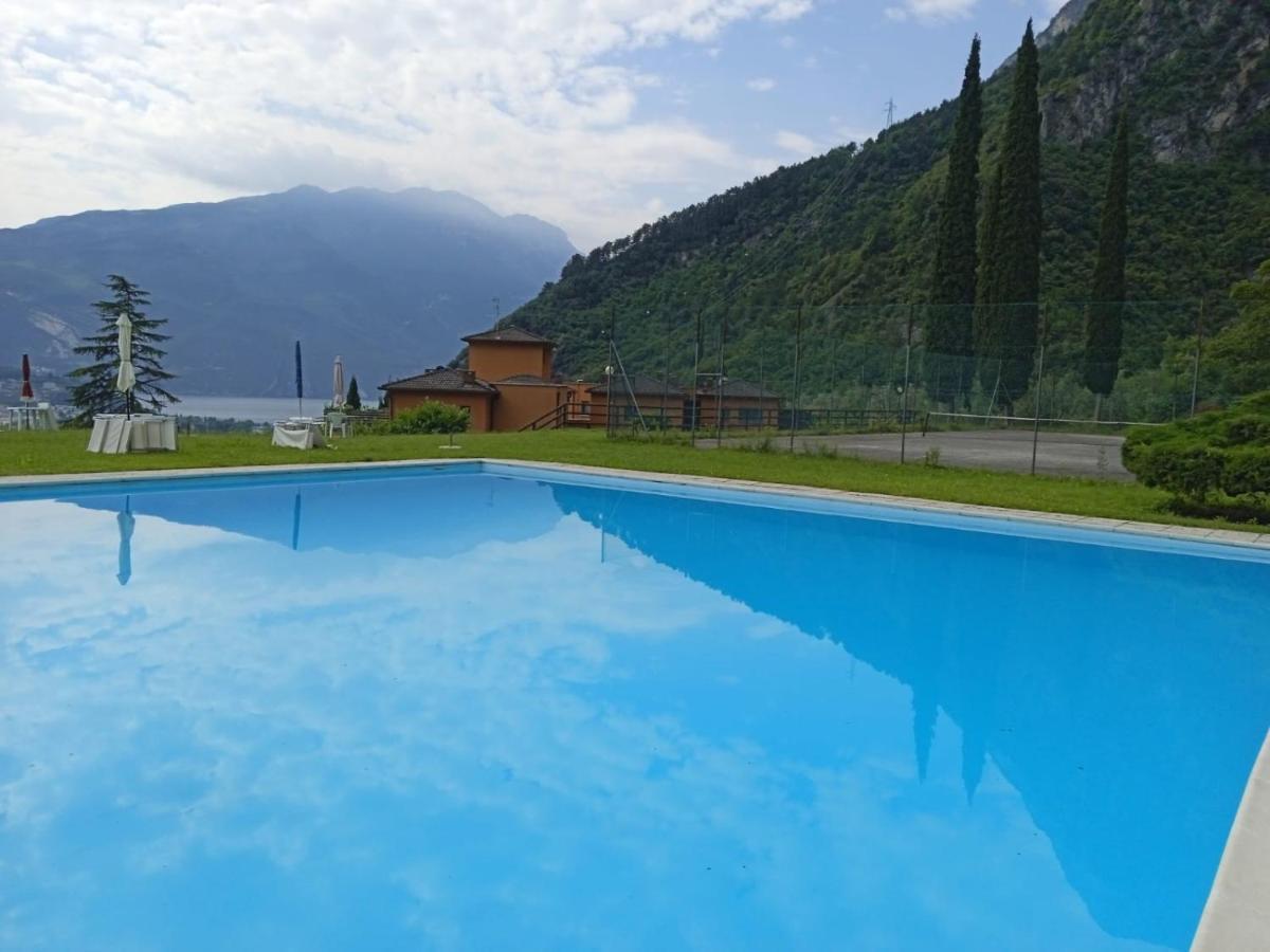L'Angolo Di Pace E Relax Del Lago Di Garda リーヴァ・デル・ガルダ エクステリア 写真