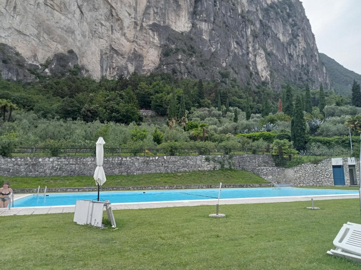 L'Angolo Di Pace E Relax Del Lago Di Garda リーヴァ・デル・ガルダ エクステリア 写真
